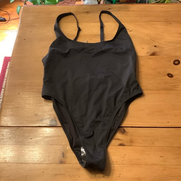 NWT- SKIMS- Scoop Neck One Piece- Onyx- XL - Picture 8 of 10